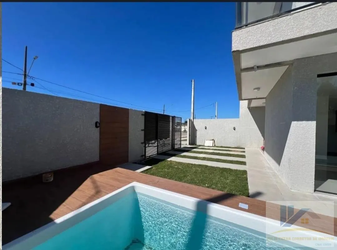 Imagem Sobrado para Venda em Guaratuba, Balneário Eliane, 3 dormitórios, 1 suíte, 2 banheiros, 1 vaga