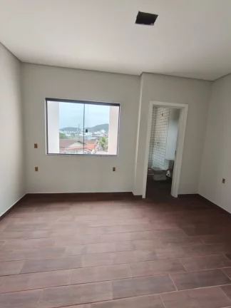 Imagem Sobrado Geminado à venda no Jardim Iririú, Joinville/SC