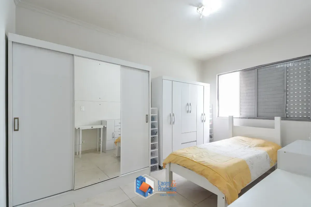 Imagem Casa para venda em Vila Monumento com 8 quartos, 200m²