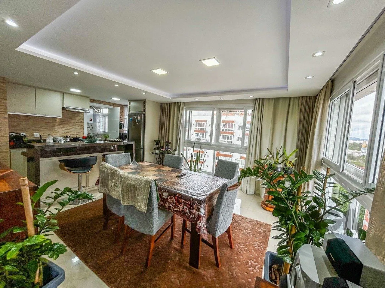 Imagem Apartamento de 03 dormitórios na Tristeza Zona Sul de Porto Alegre