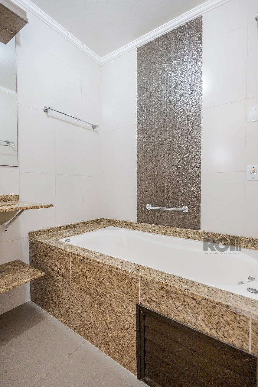 Imagem Apartamento de 3 quartos no bairro Cidade Baixa em Porto Alegre