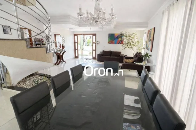 Imagem Sobrado à venda, 280 m² por R$ 2.250.000,00 - Jardins Madri - Goiânia/GO