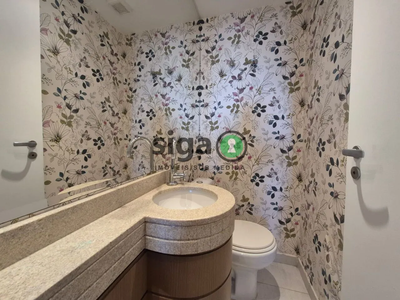 Imagem Apartamento de 2 suítes , 2 vagas para locação na Chácara Santo Antônio