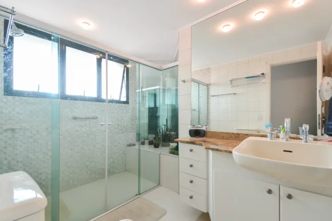 Imagem Apartamento à venda em São Paulo, Moema, com 3 quartos, 202m2