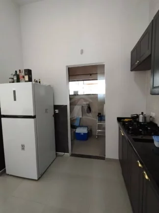 Imagem CASA,MOBILIADA, 3 QUARTOS SENDO 1 SUÍTE, CENTRO