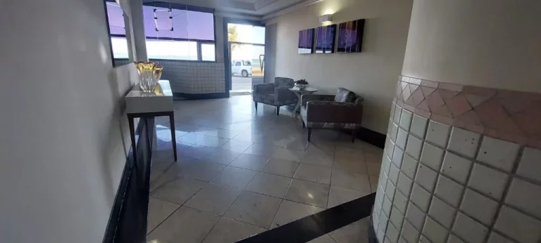 Imagem VENDO UMA LINDA COBERTURACOM 4 QUARTOS 2 SUÍTES DE FRENTE PARA A PRAIA.