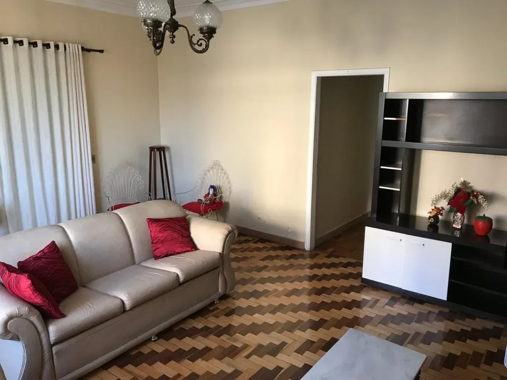 Imagem Casa à venda 3 Quartos, 1 Suite, 5 Vagas, 391.5M², Centro, Aparecida - SP