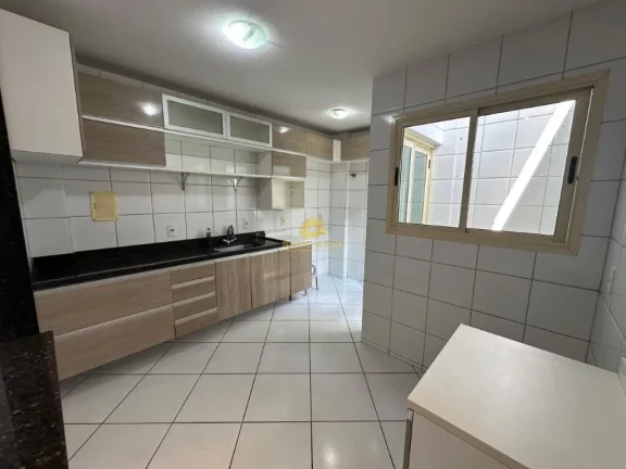 Imagem Descubra a tranquilidade e a conveniência de morar em uma casa duplex charmosa e completa em Guarap...