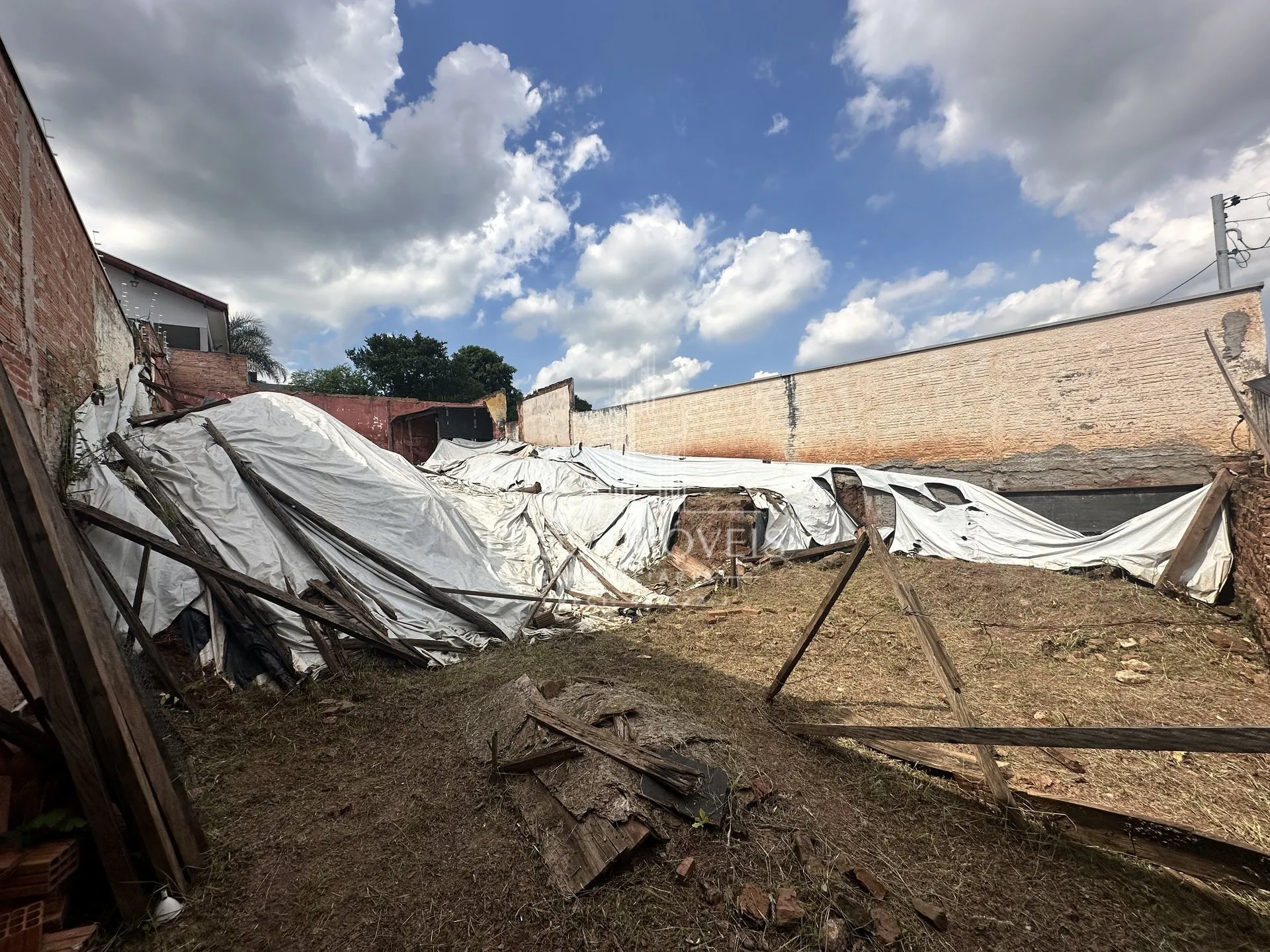 Imagem Lote/Terreno de 225m² no bairro Vila Teixeira Marques, em Limeira
