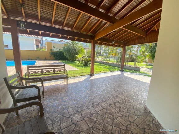 Imagem Casa Condomínio fechado com piscina - Bairro Horto