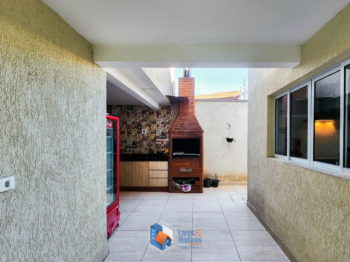 Imagem Sobrado para venda em Sacomã com 5 quartos, sendo 1 suíte, 245m²