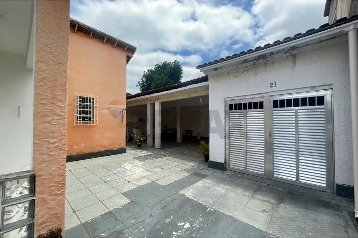 Imagem Casa Espetacular em Marechal Hermes.