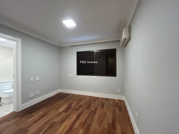 Imagem Apartamento de luxo com 3 suítes e 4 vagas na Vila Nova Conceição, São Paulo - SP!