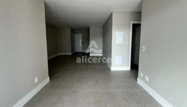 Imagem Apartamento à venda com 3 quartos 1 suíte, 98m² em Kobrasol São José