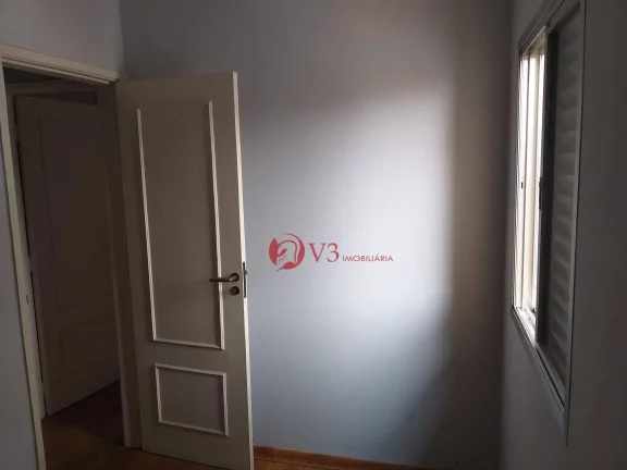 Imagem Sobrado com 130 metros quadrados com Sala, cozinha, 3 dormitórios, 2 banheiros e uma vaga de garagem