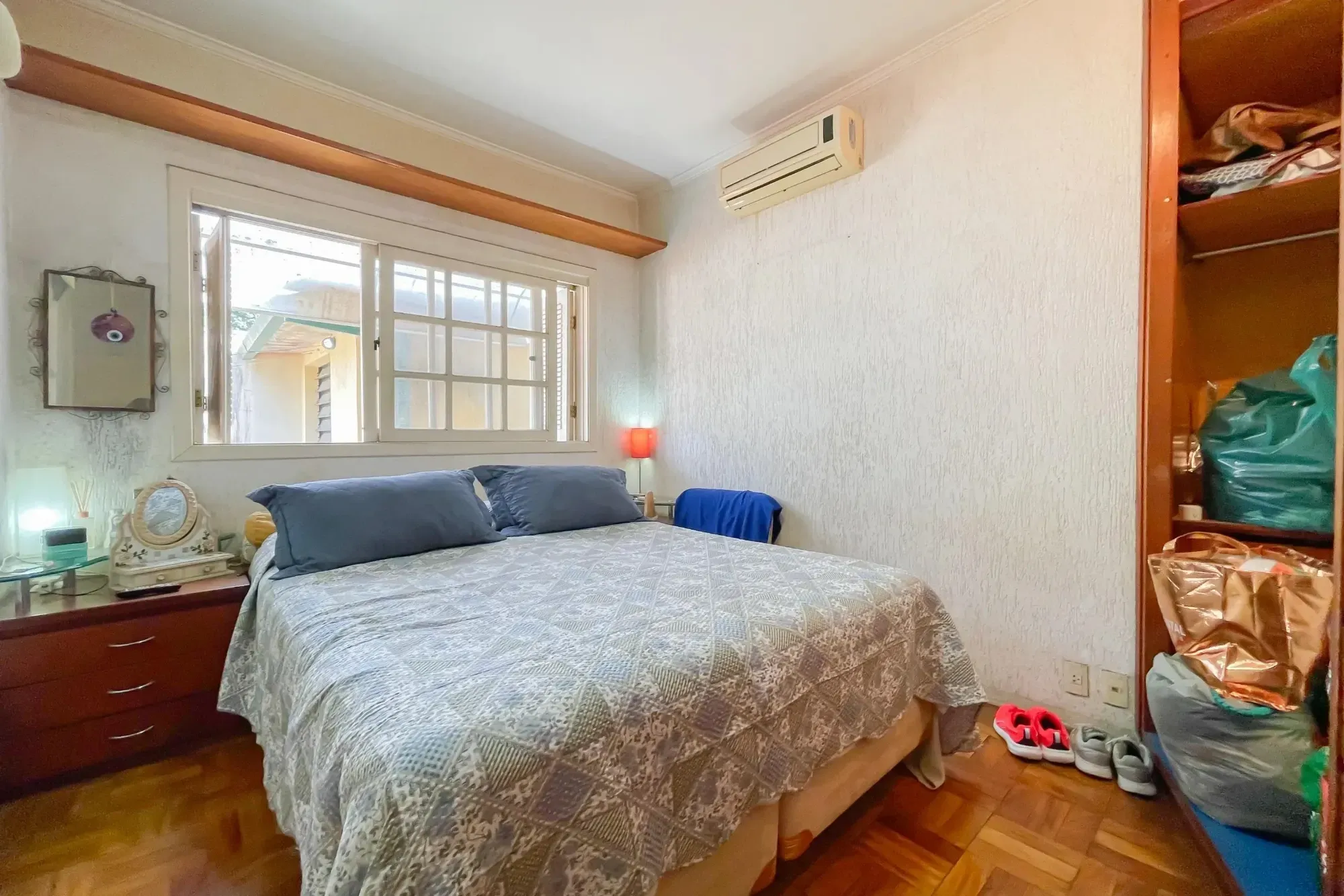 Imagem Casa com 4 Quartos à Venda, 300 m² em Parque Continental - São Paulo