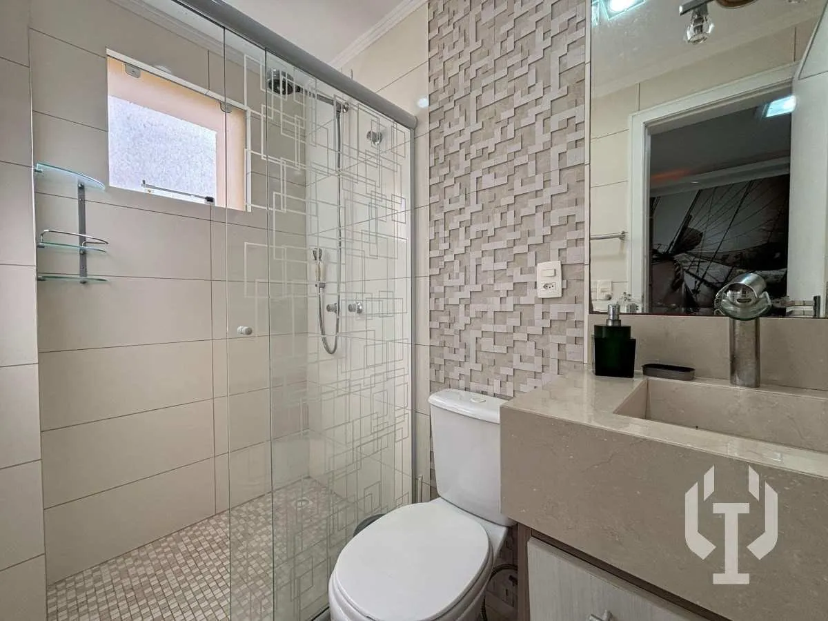 Imagem Apartamento à venda, no Tatiane Delagnello -, em Itapema, Meia Praia, com 3 quartos, 140m2