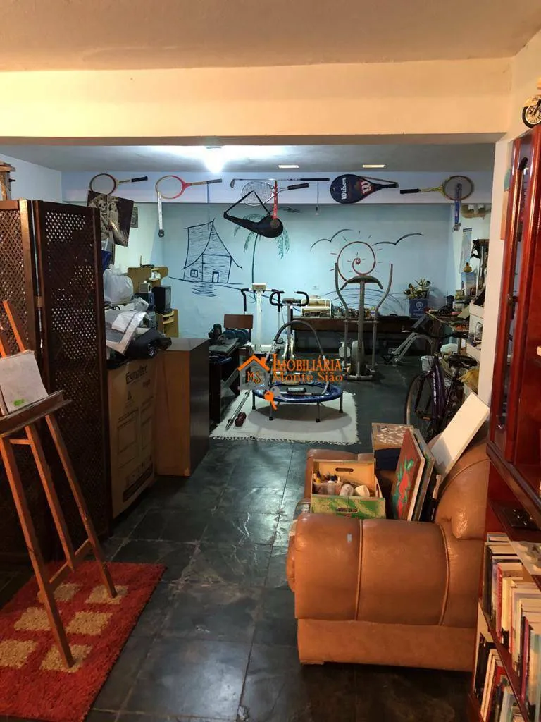 Imagem Casa com 3 dormitórios à venda, 169 m² por R$ 550.000,00 - Vila Rosália - Guarulhos/SP