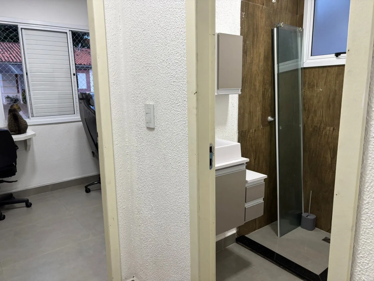 Imagem Casa em condomínio semi-mobiliada!