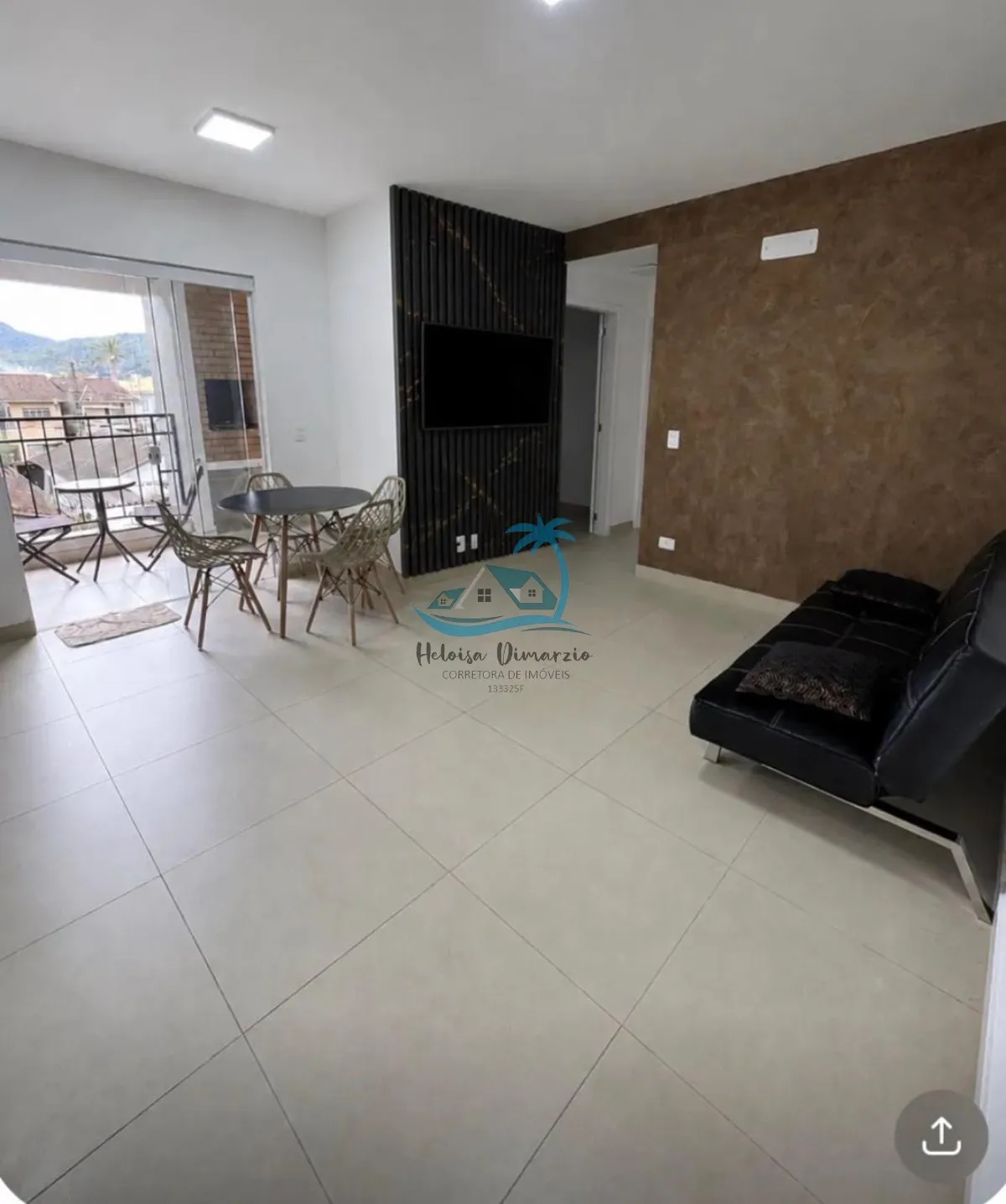 Imagem Apartamento com 2 dormitórios à venda no centro de Ubatuba
