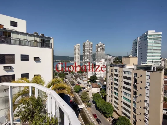 Foto do imóvel Cobertura Duplex de CINEMA com vista mar totalmente reformada no bairro da Ponta da Praia em Santos (SP) por R$.2.400.000,00 !