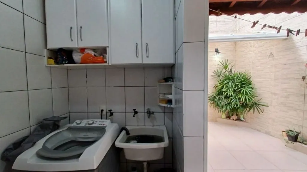 Imagem CASA COM 120,00 m² - GUILHERMINA - PRAIA GRANDE SP