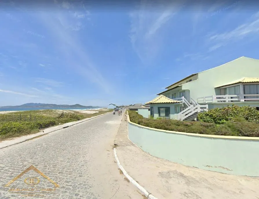 Foto do imóvel Casa em Condomínio para Venda em Cabo Frio / RJ