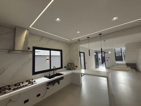 Imagem Casa com Automação e Design Elegante, Pronta para Morar!