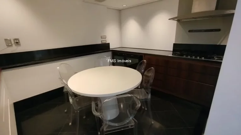 Imagem Apartamento para locação no Itaim Bibi, 5 quartos sendo 5 suítes, 6 banheiros, 8 vagas - 512m².