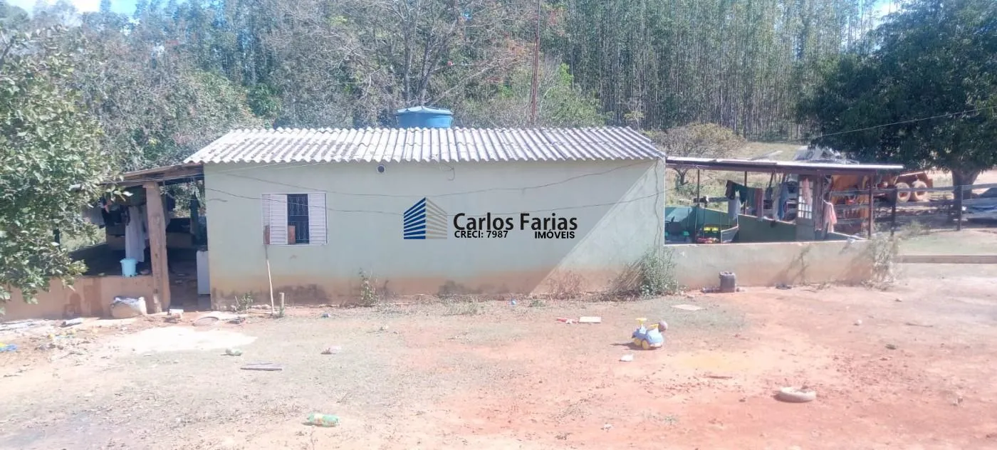 Imagem Sítio para Venda em Cidade Ocidental, Área Rural de Cidade Ocidental, 3 dormitórios, 1 banheiro, 2 vagas