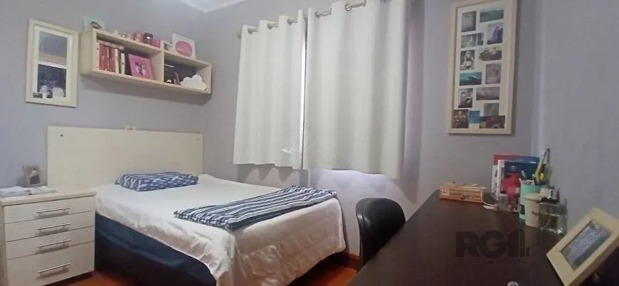 Imagem Casa de 200m², bairro Rubem Berta