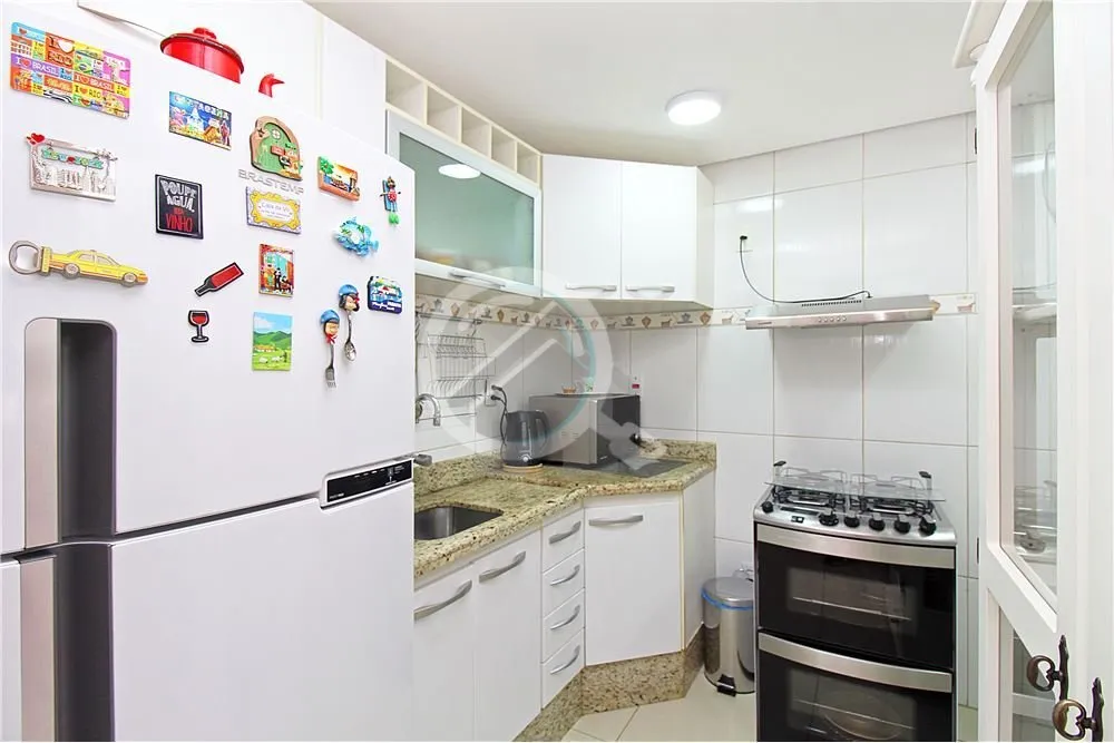 Imagem Maravilhosa casa de 02 dormitórios, um sacadão elegante em vidro blindex, com um toque especial de...