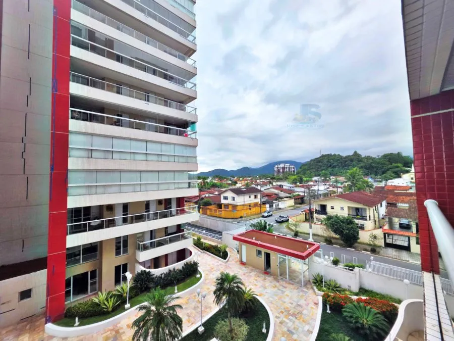 Imagem A VENDA SOFISTICAÇÃO E CONFORTO FRENTE AO MAR COM 90m² | 2 Dormitórios | 2 VAGAS DE GARAGEM COBERTAS + VARANDA GOURMET EQUIPADA.