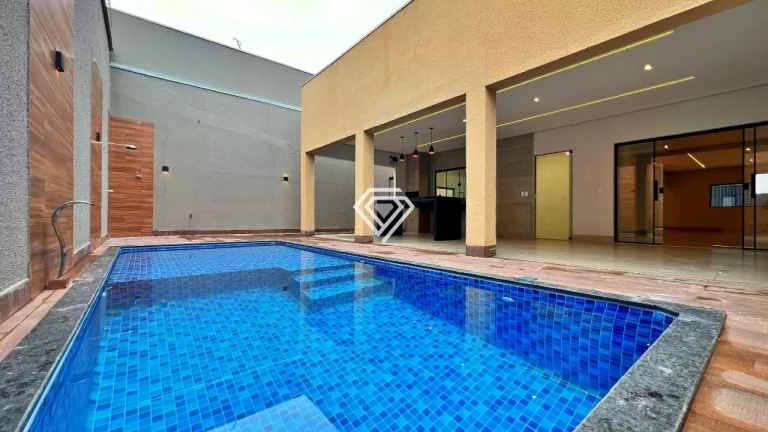 Imagem Sobrado 4 Quartos, 378 m² c/ Lazer à Venda na 106 Norte