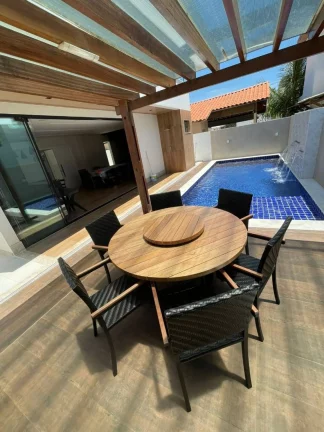 Imagem Casa de Luxo no Condomínio Costa Marina - Confira os Detalhes!