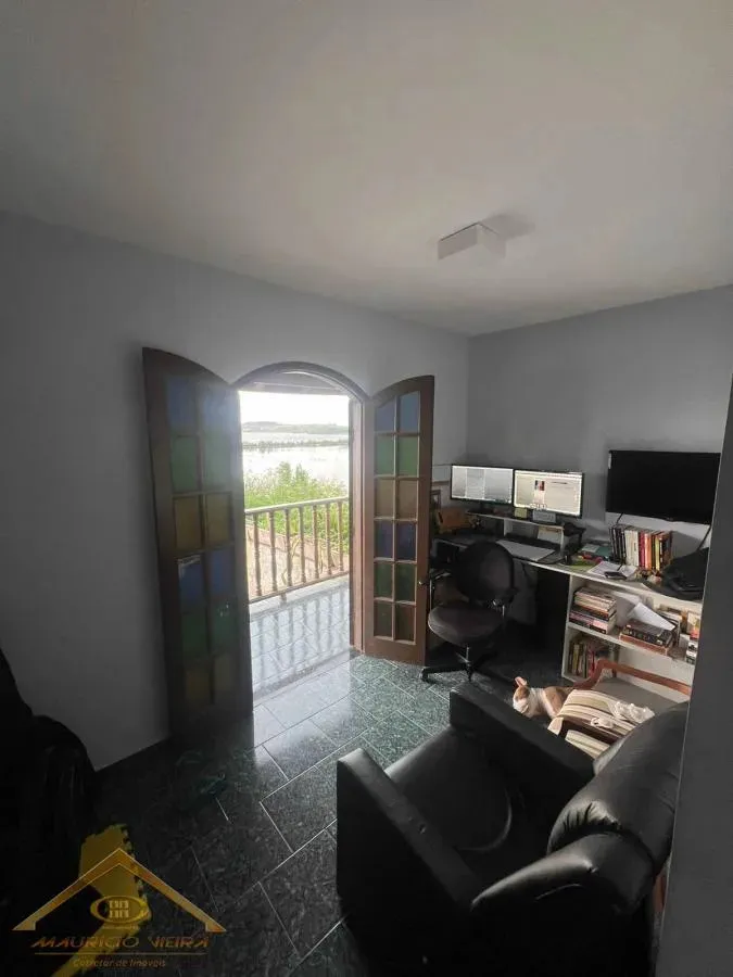 Imagem Casa em Condomínio para Venda em São Pedro da Aldeia / RJ no bairro Campo Redondo