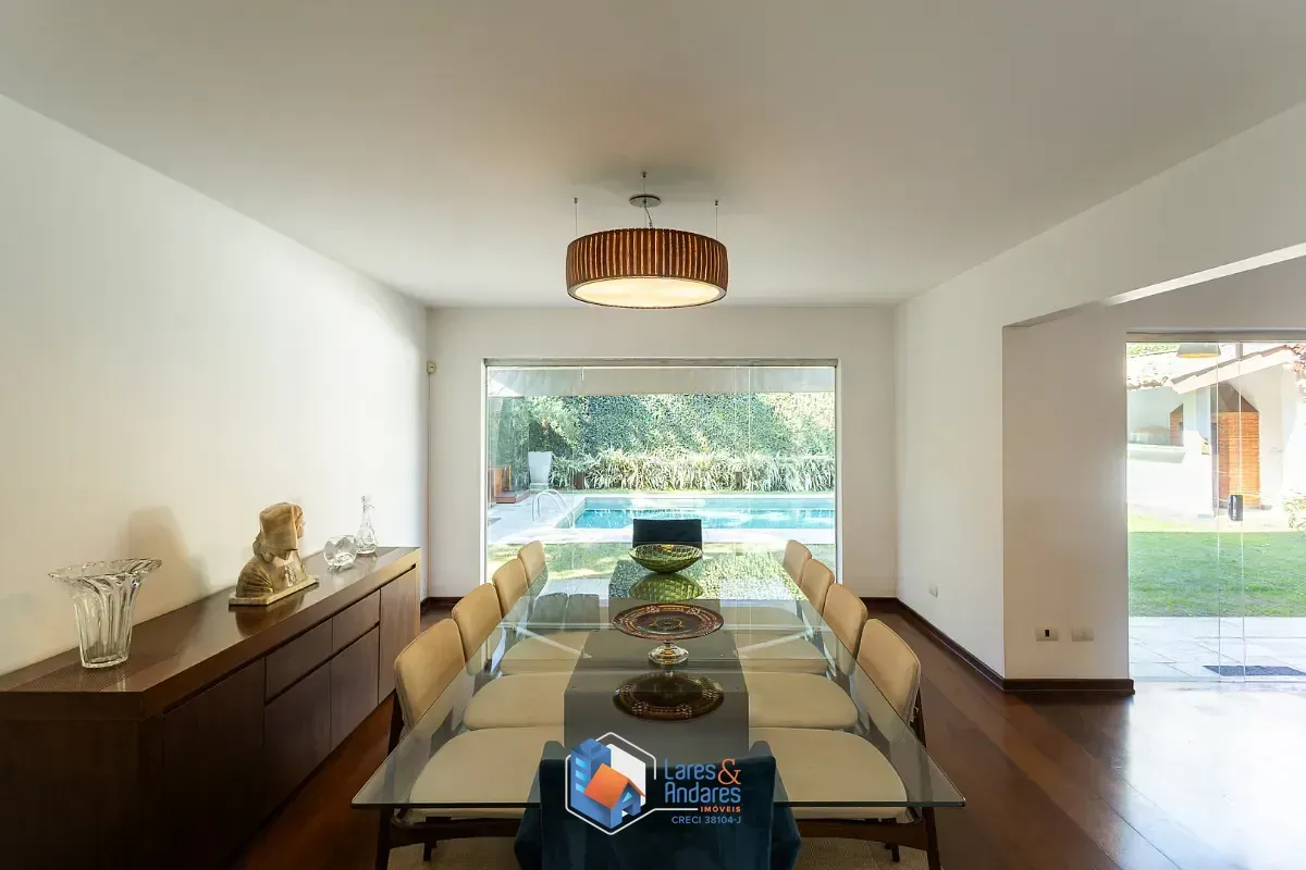 Imagem Sobrado para venda em Butantã com 5 quartos, sendo 3 suítes, 539m²