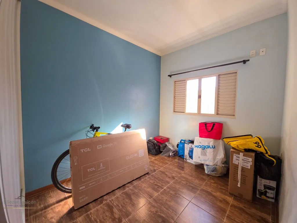 Imagem Casa a Venda com 3 quartos no Bairro Vilage são Luis em Poços de Caldas