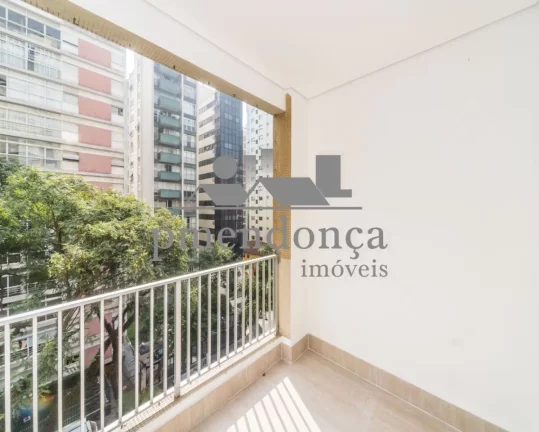 Imagem Apartamento reformado com 153m², 2 quartos sendo 1 suíte e 2 vagas.