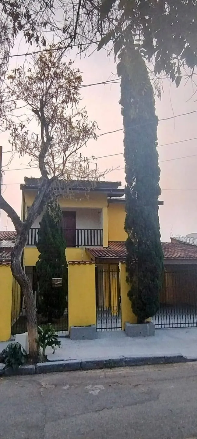 Imagem Sobrado à venda, Vila São Judas Tadeu, Pindamonhangaba, SP