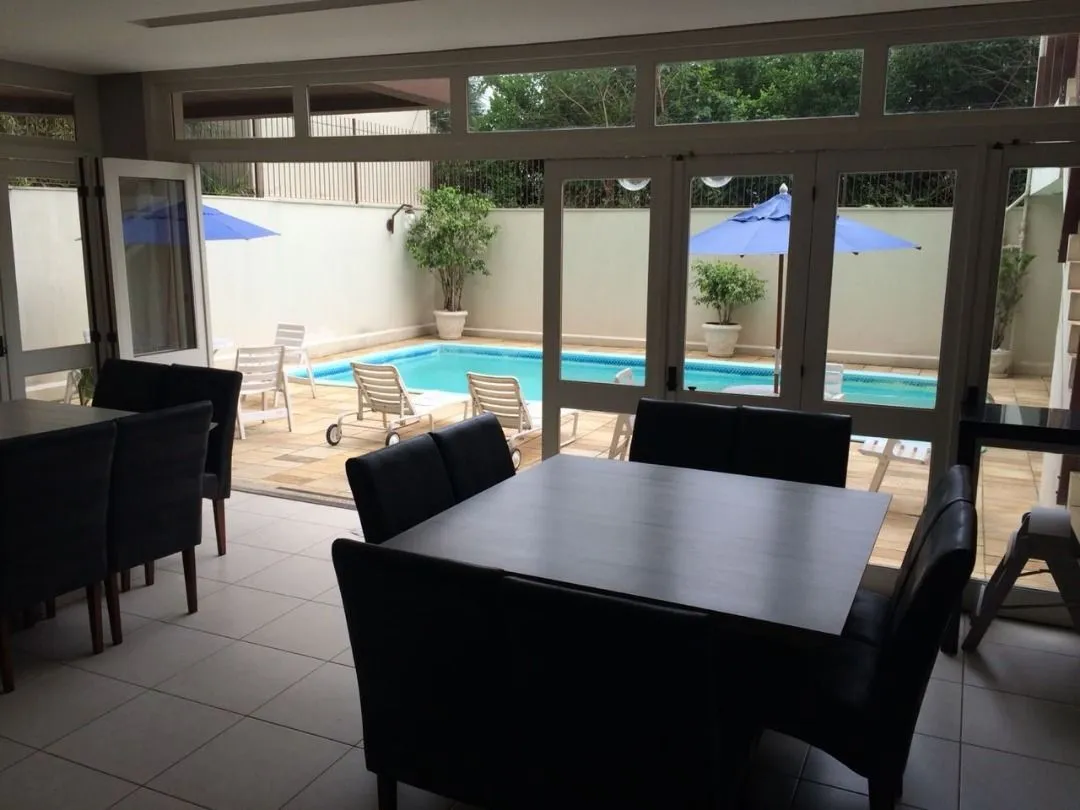 Imagem Cobertura para Venda - 257.53m², 4 dormitórios, sendo 1 suites, 3 vagas - Novo Hamburgo