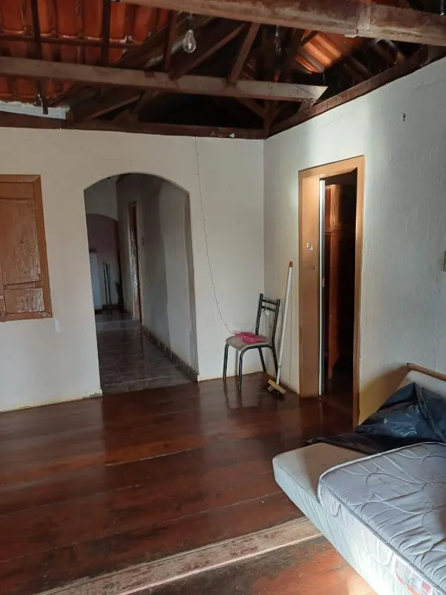 Imagem Vendo uma ótima chácara em Piedade dos gerais , medindo 5.740 m² de extensão.
