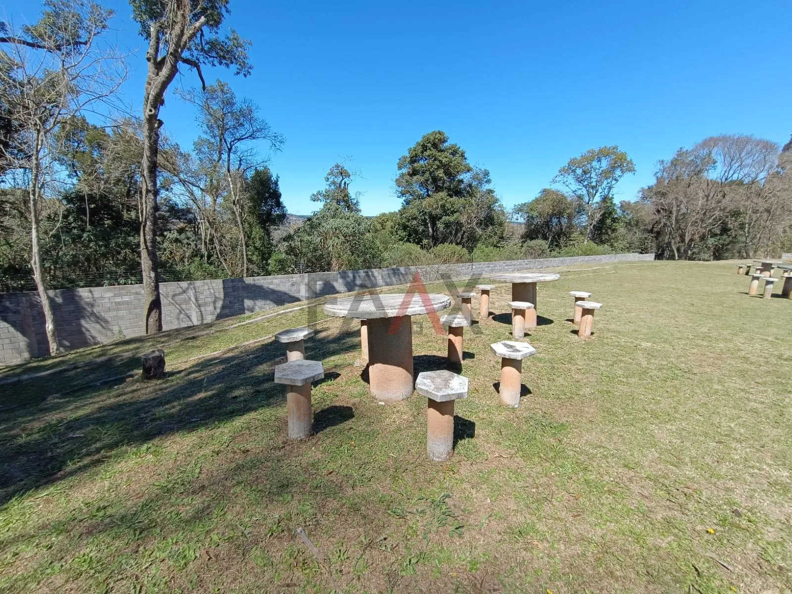 Imagem Terreno de Esquina à Venda no condominio Residencial Vista do Vale em Guarapuava