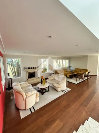 Imagem Casa de Condomínio em Tamboré - Santana de Parnaíba, SP