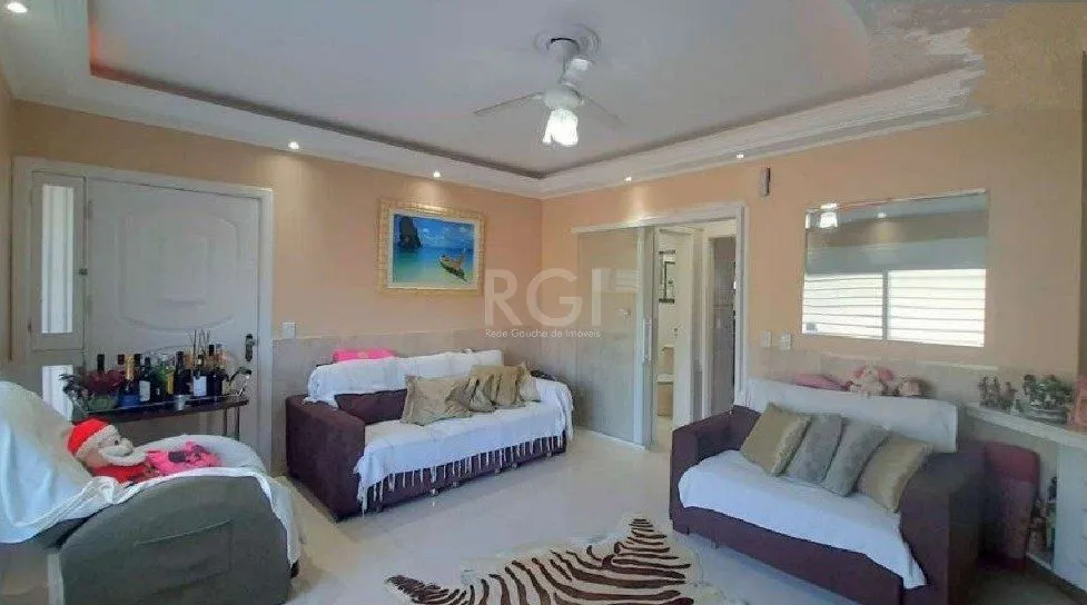 Imagem Casa para Venda - 171.46m², 3 dormitórios, sendo 1 suites, 4 vagas - Medianeira