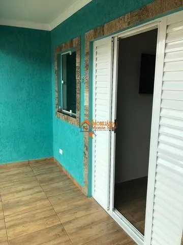 Imagem Casa com 8 dormitórios à venda, 320 m² por R$ 800.000,00 - Jardim Kátia - Guarulhos/SP