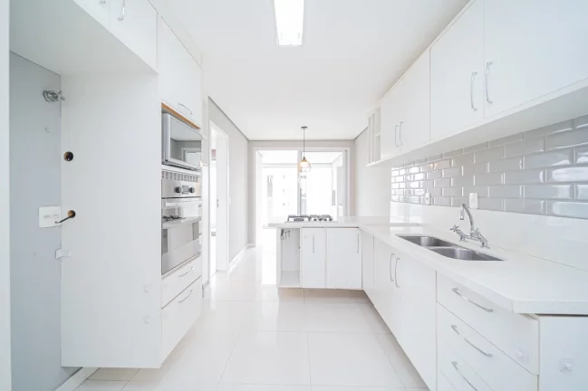 Imagem Apartamento à venda em Moema de 168m²