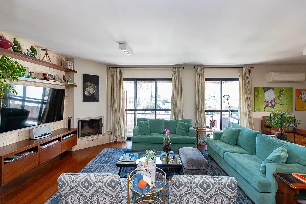 Imagem Duplex para venda em Vila Andrade com 4 quartos, sendo 2 suítes, 233m²