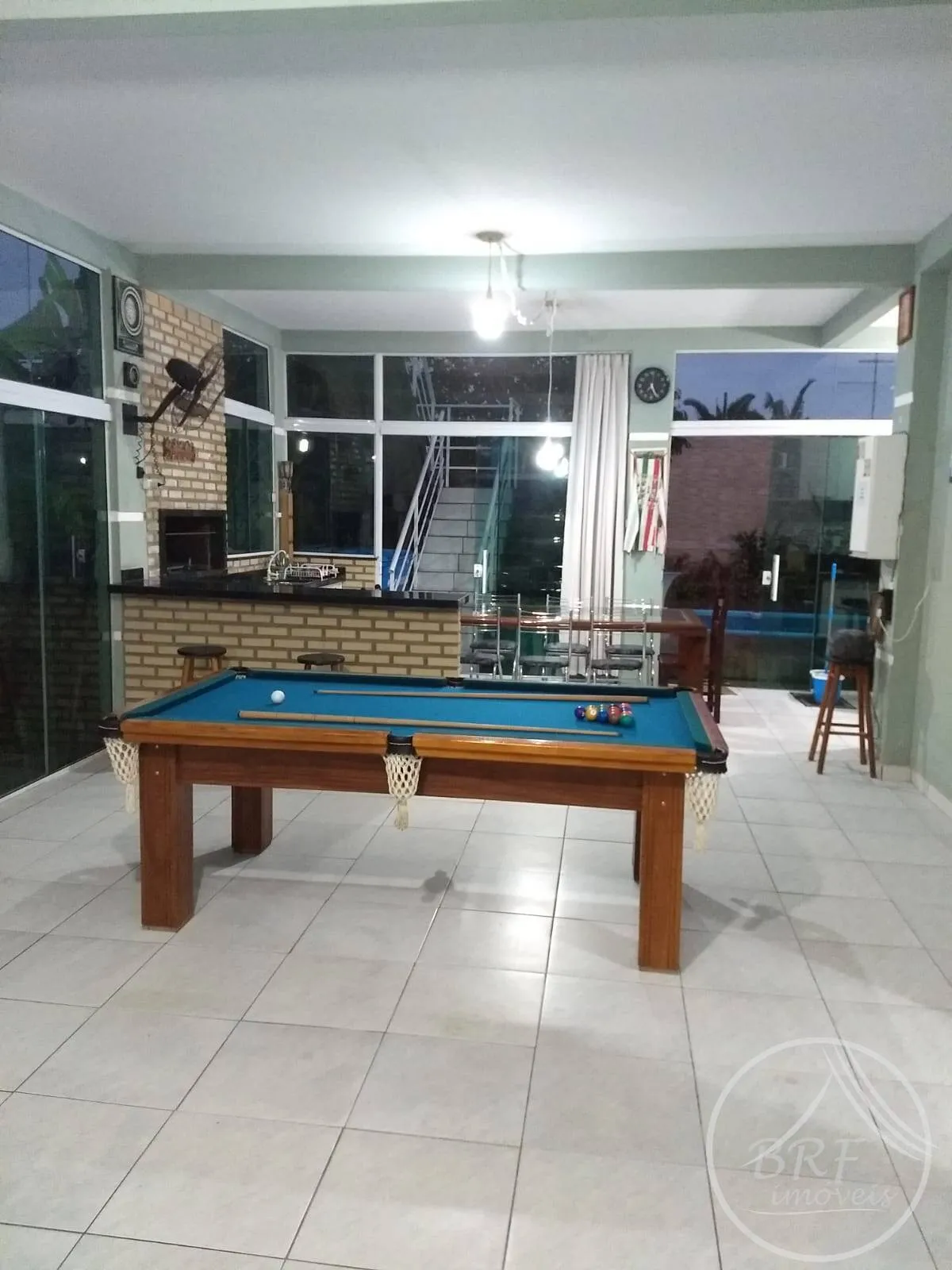 Imagem Vendo Excelente Casa de Alvenaria na Praia do Meio Palhoça SC