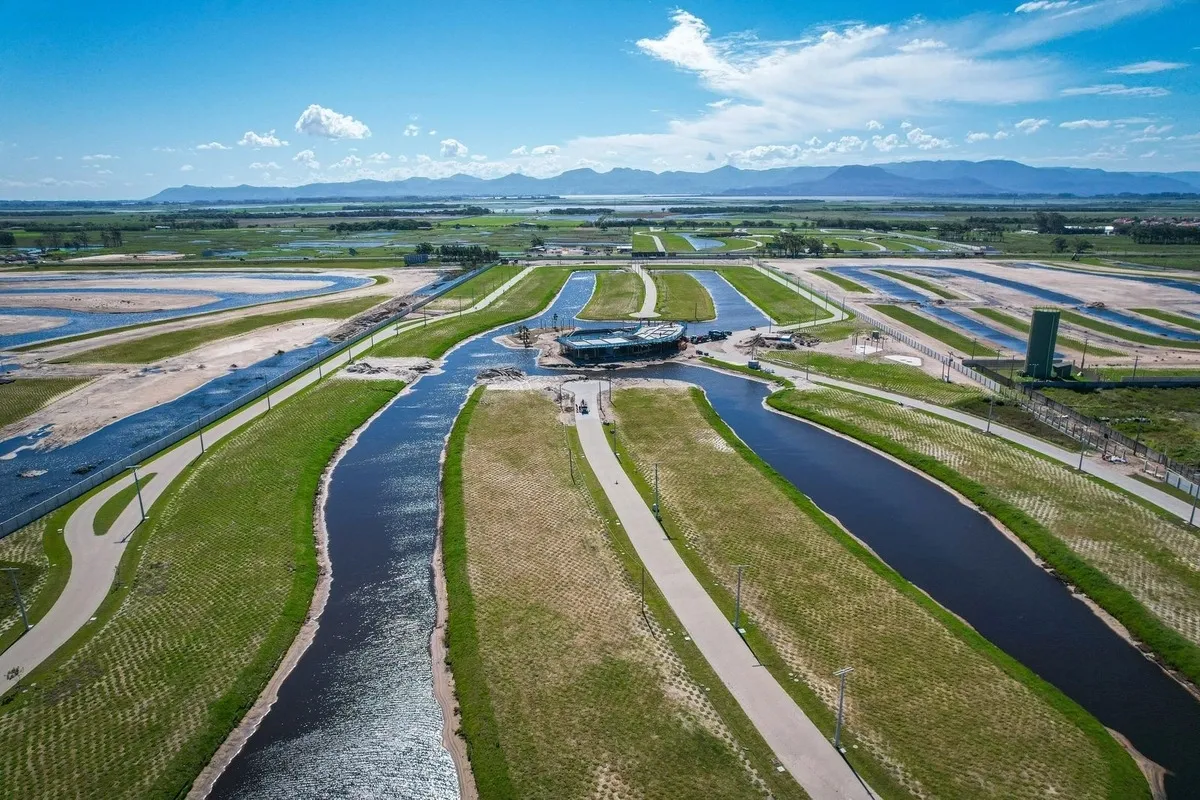 Imagem Lote no Condomínio Zen Beira Lago COM 301M2